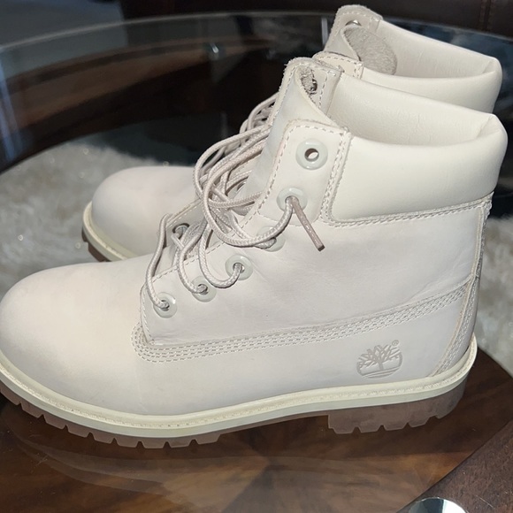 Timberland Boots - Picture 3 of 7